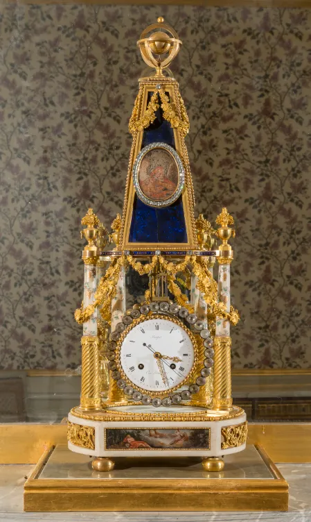 Pyramid clock in the Petit Trianon